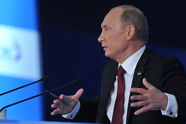 Владимир Путин направил приветствие участникам ВЭФ во Владивостоке